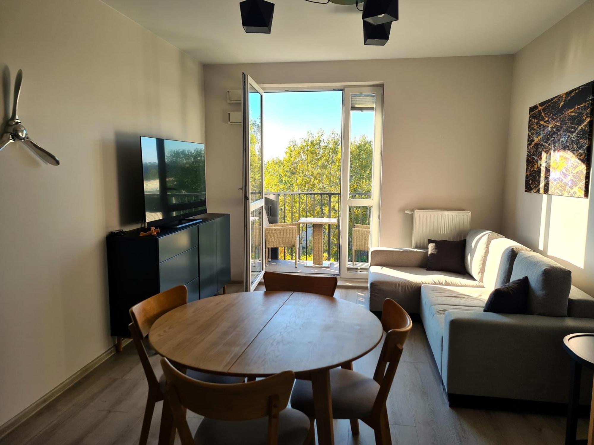 Urban Wings - Airport With Parking & Balcony By Renters Apartament Warszawa